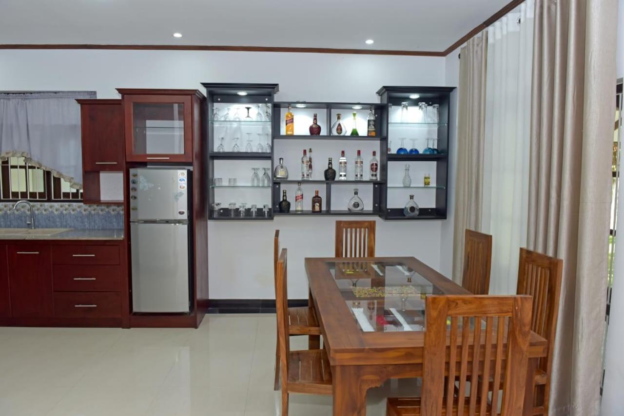 Sri Ra'Anana Villa مارافِلا المظهر الخارجي الصورة