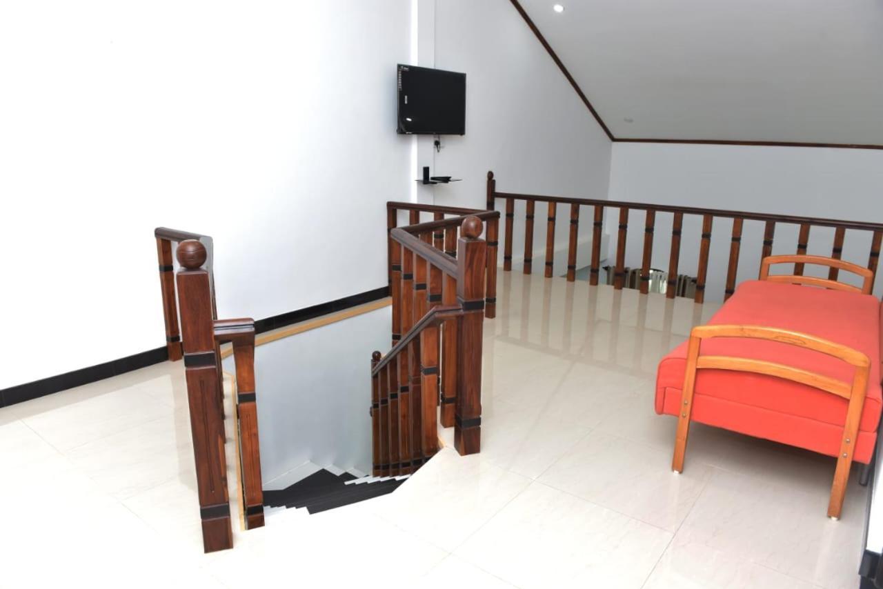 Sri Ra'Anana Villa مارافِلا المظهر الخارجي الصورة