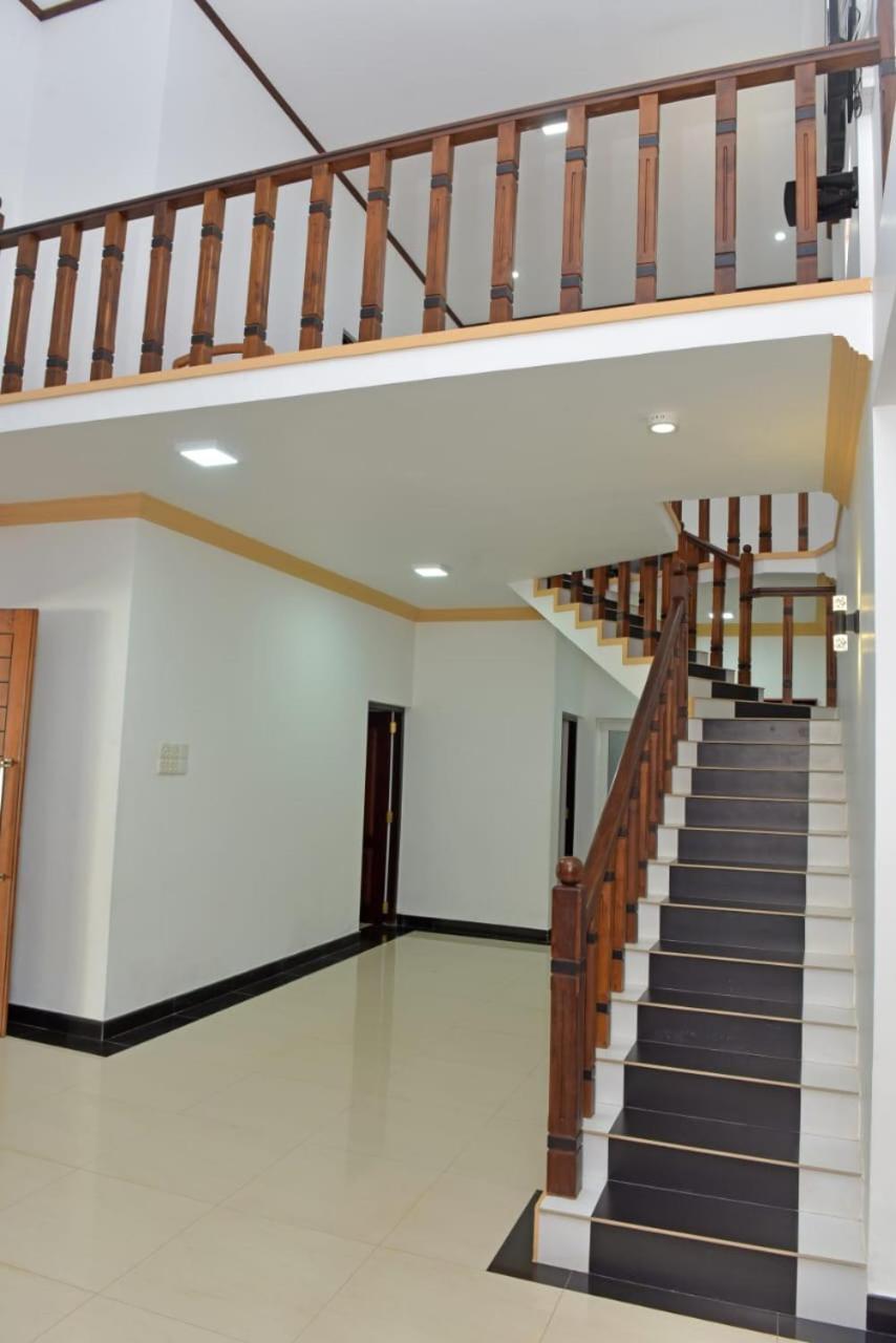 Sri Ra'Anana Villa مارافِلا المظهر الخارجي الصورة