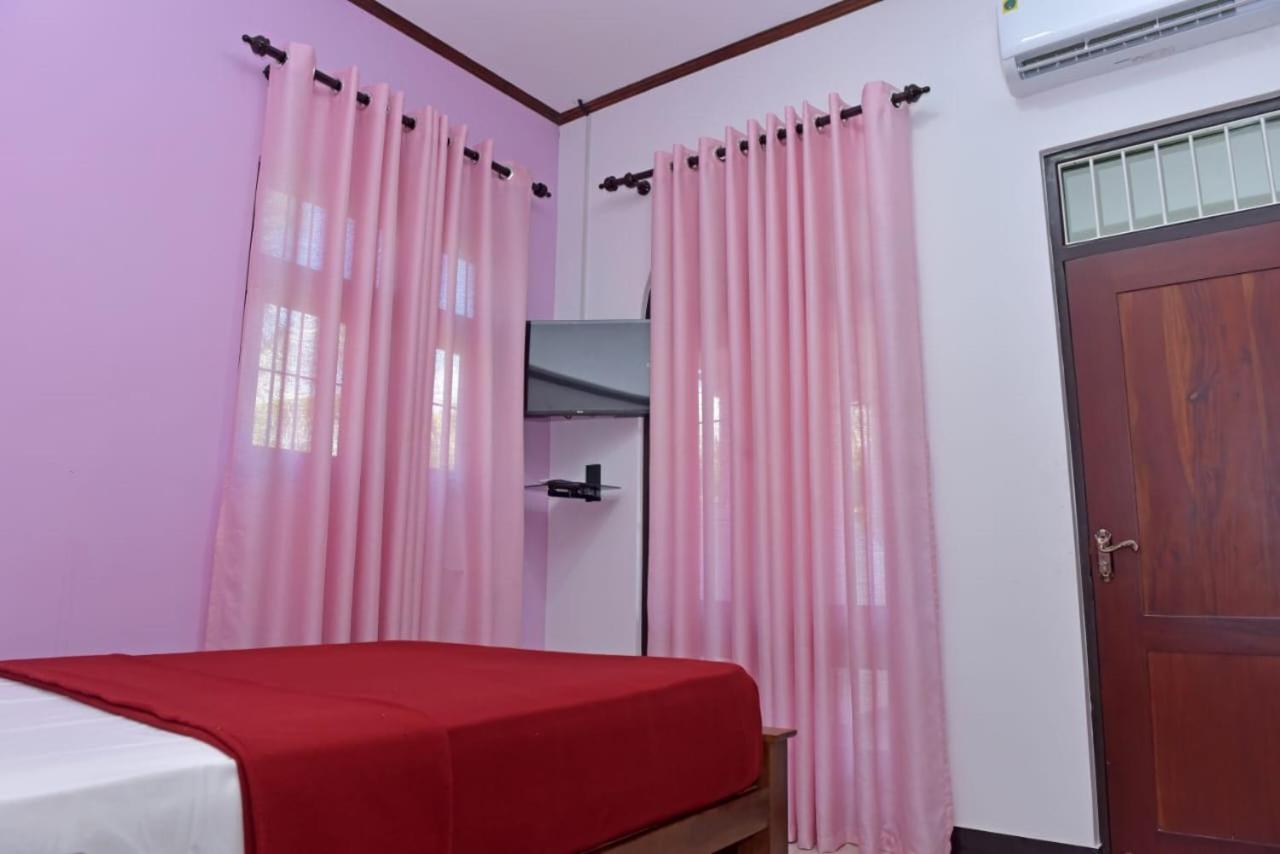 Sri Ra'Anana Villa مارافِلا المظهر الخارجي الصورة