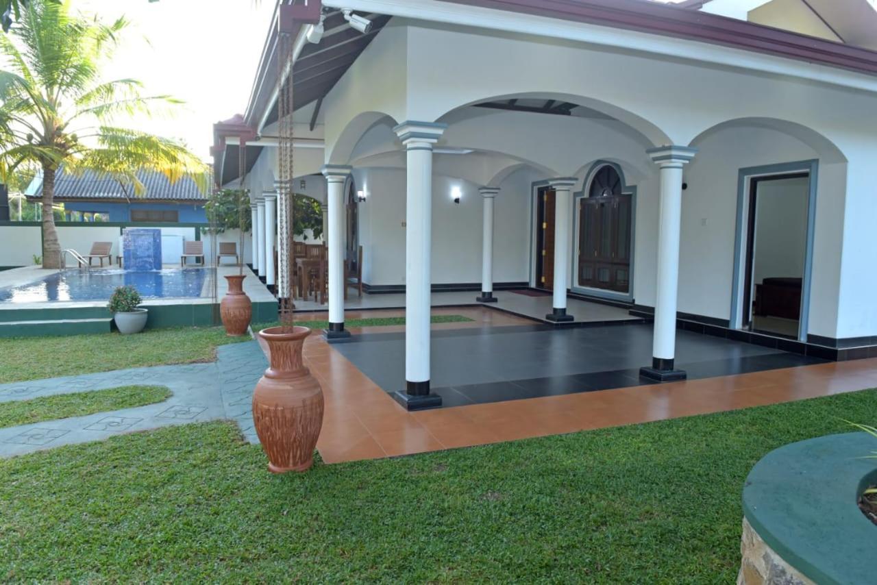 Sri Ra'Anana Villa مارافِلا المظهر الخارجي الصورة